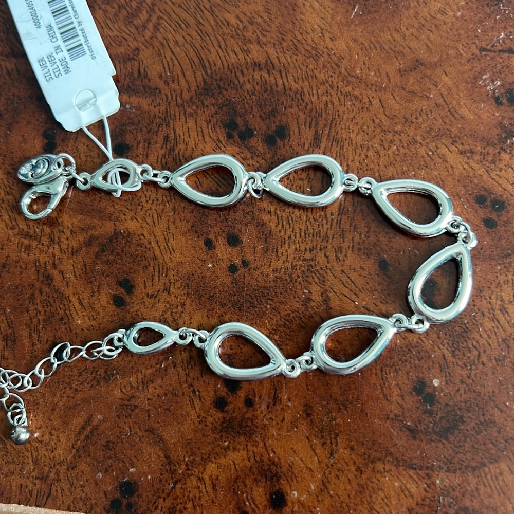 Silver tone bracelet!